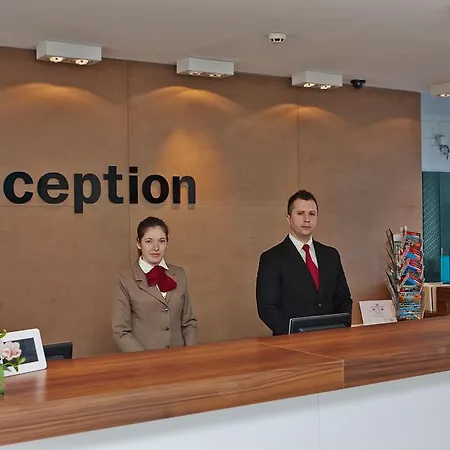 Atlantis Hotel 2*